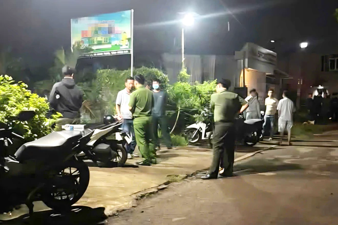 Đồng Nai điều tra vụ chồng chém chết vợ rồi đến công an đầu thú