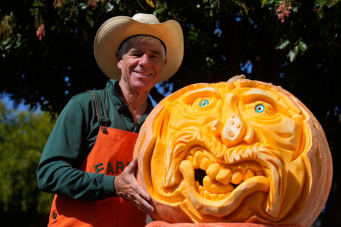 Picasso of pumpkin carvers brings artistry to a Halloween tradition