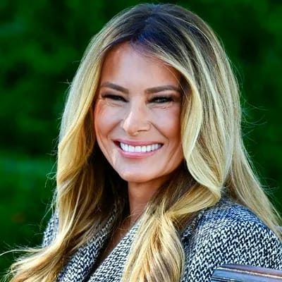 Melania Trump stuns in a tweed skirt suit at White House event as ...