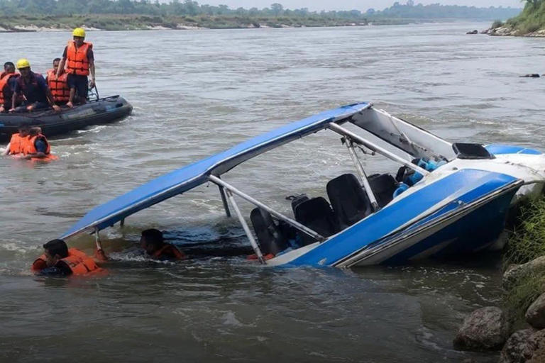 Divers search for three missing after boat accident in Saptakoshi river