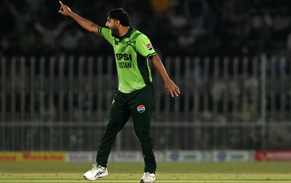 Haris Rauf, Will Jacks clash during Pakistan's record ODI chase