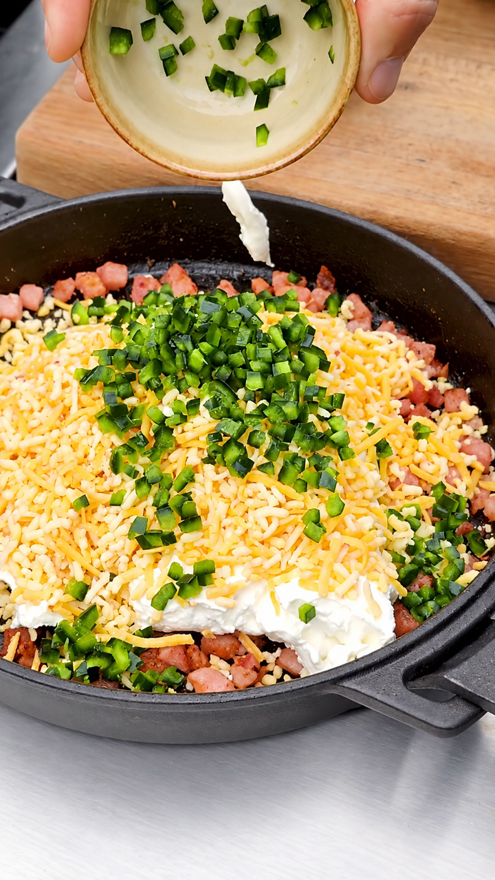 Verander simpele ingrediënten in een verslavende skillet dip