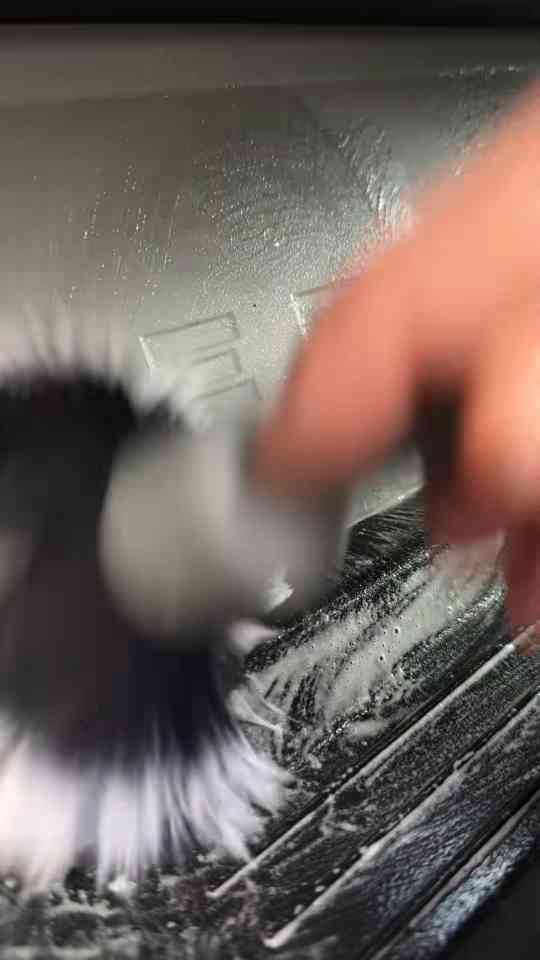Car detailing results that reveal the power of precision