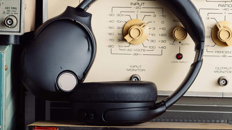 Bose makes a shock purchase, Technics’ latest turntable, a $45k ...