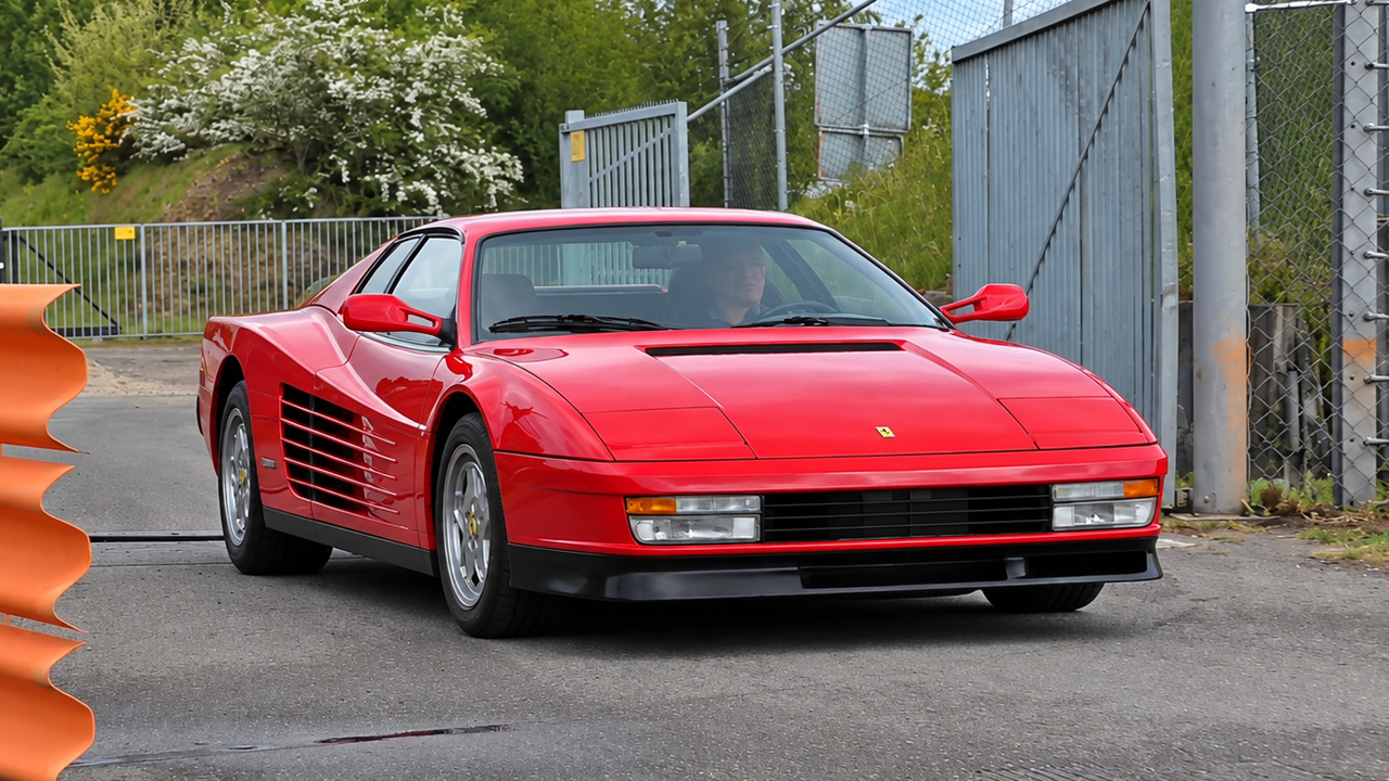 Iconic red Ferrari Testarossa flaunts timeless side strakes on the race ...