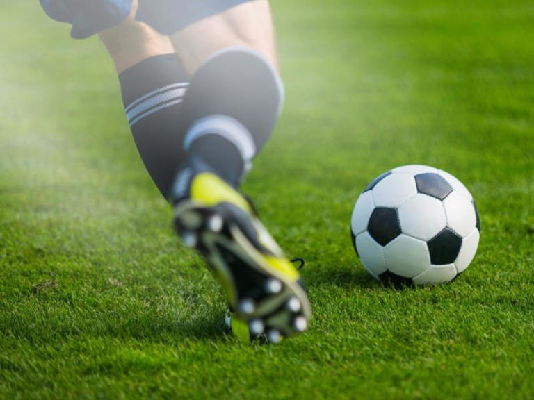 Fußball news: Sorgen um Wirtz: Knöchelverletzung bei Nationalspieler