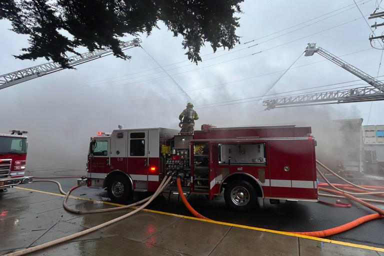 Toxic gas fears spark evacuation as fire engulfs Oregon seafood plant