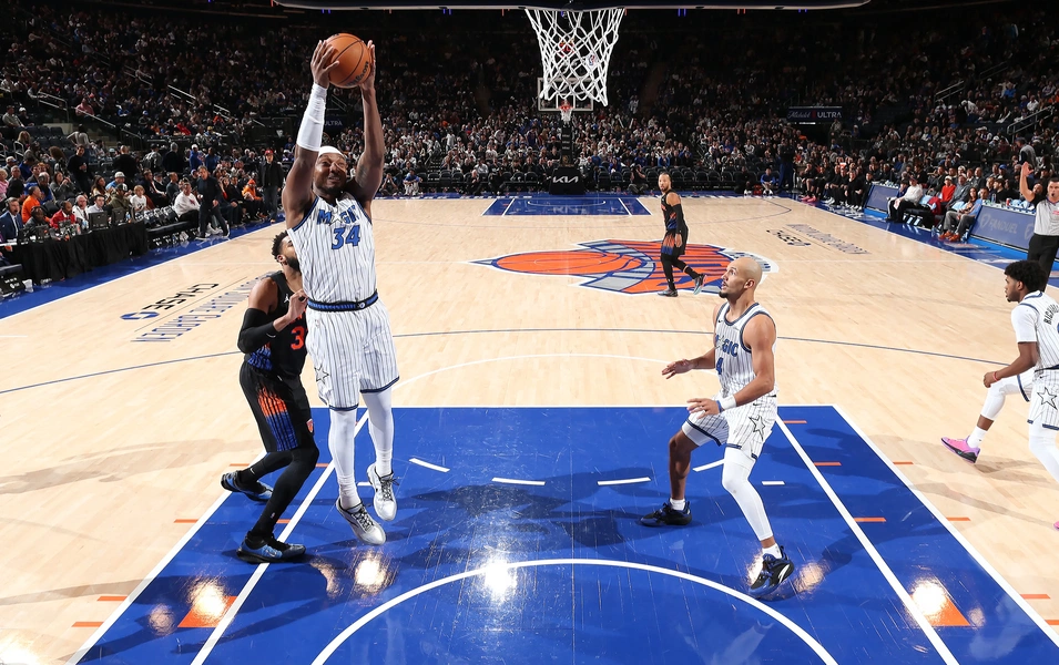 Magic rally past Knicks for first win, drop champs to 0-3
