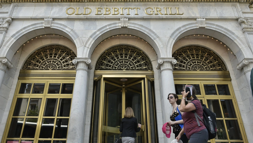 8 historic US restaurants with enduring legacies