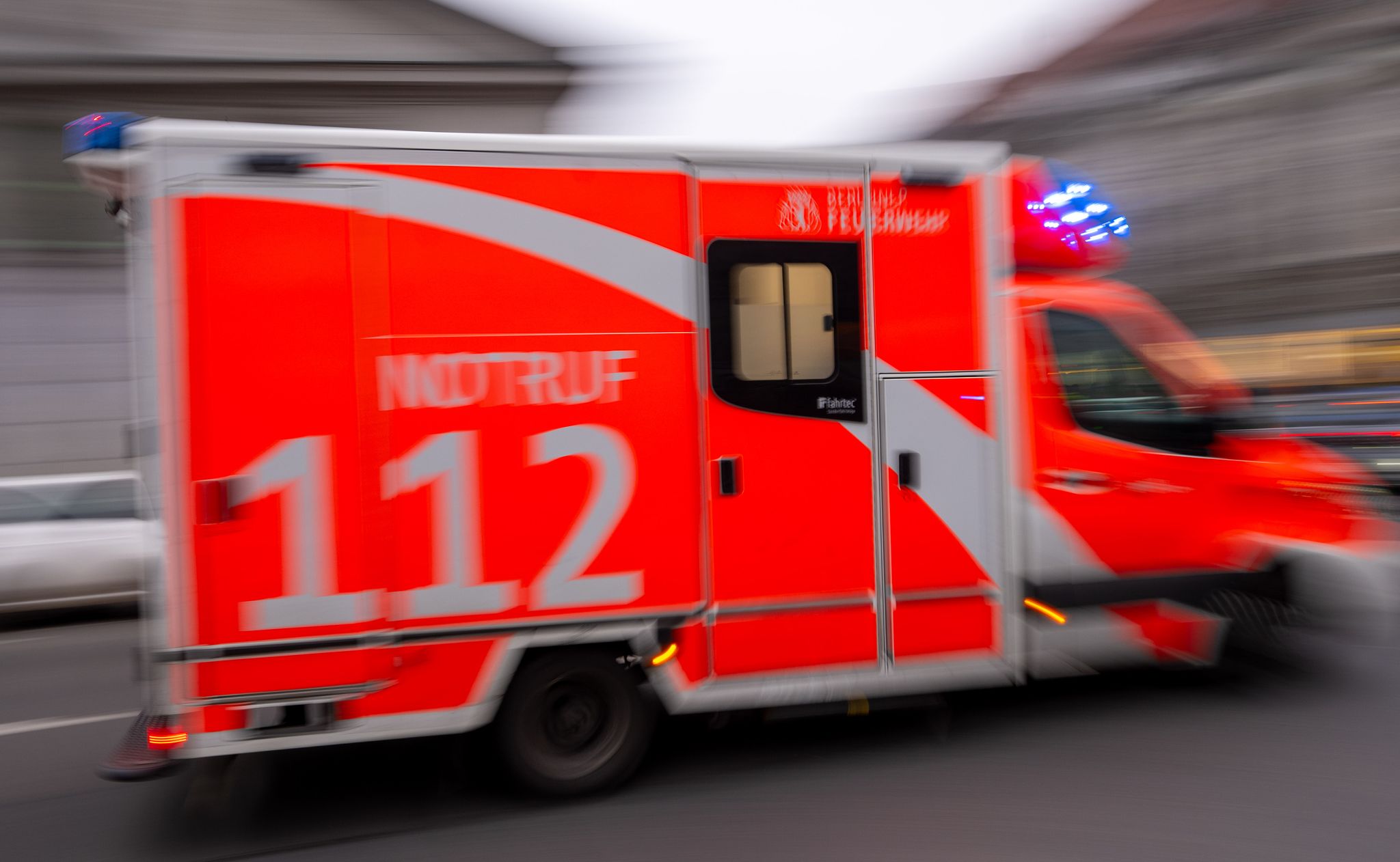 Rail worker killed in German high-speed train accident