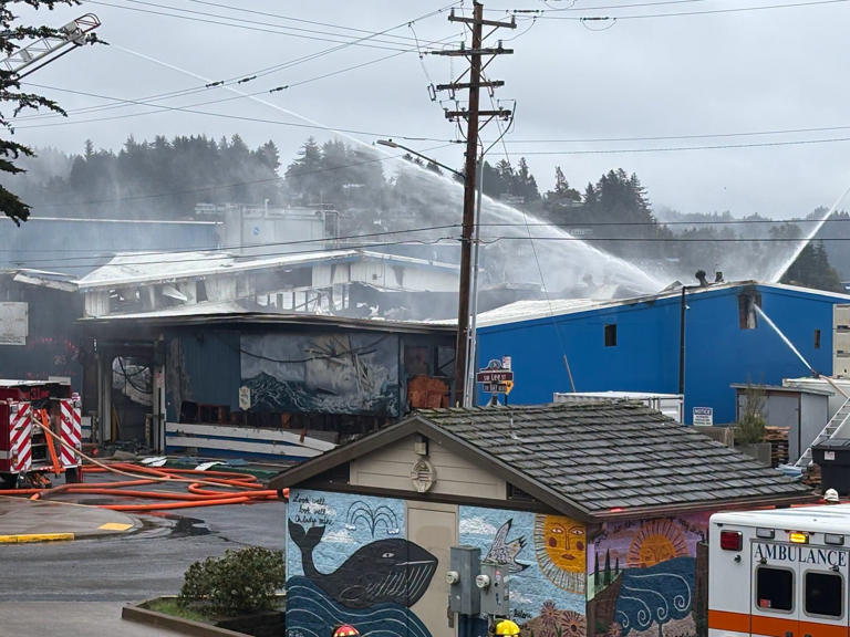 Toxic gas fears spark evacuation as fire engulfs Oregon seafood plant