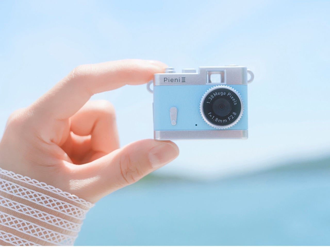 This micro camera captures more than pictures – it's caught my heart ...