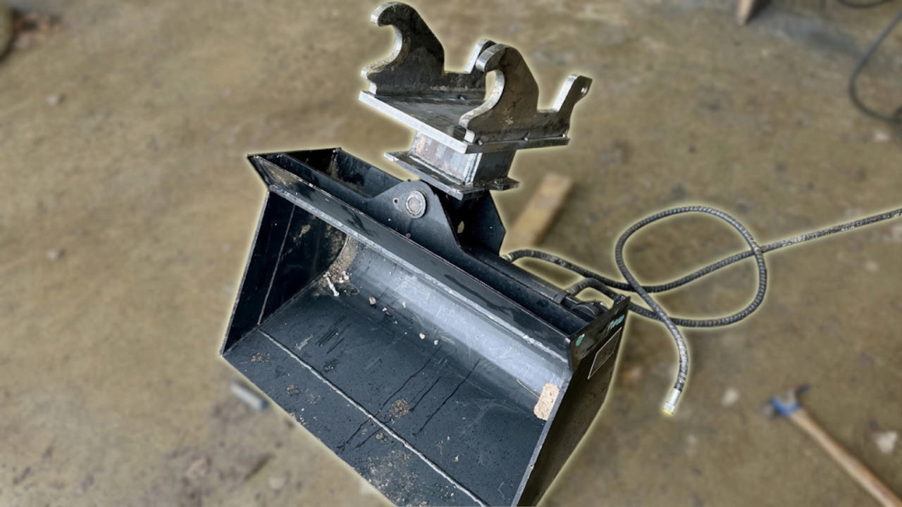 Modifying a tilt bucket for a John Deere excavator