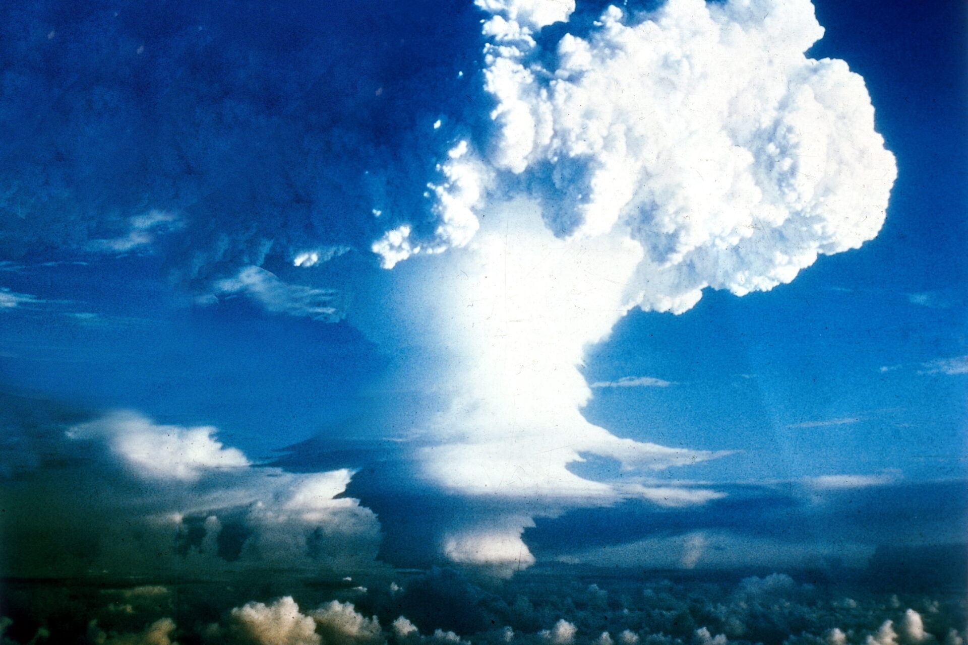 La bombe atomique nazie : le rêve inaccessible d’Hitler