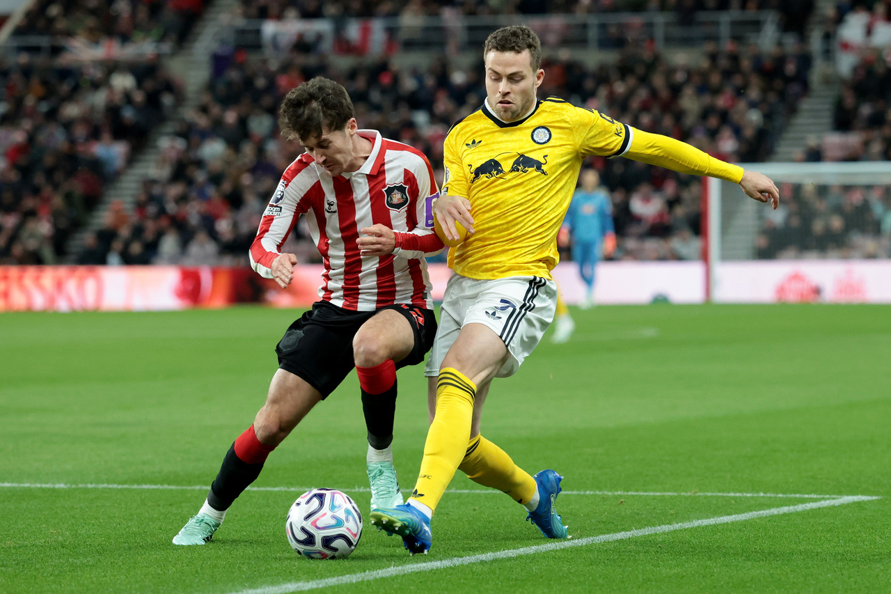 Sunderland and Leeds play out goalless draw
