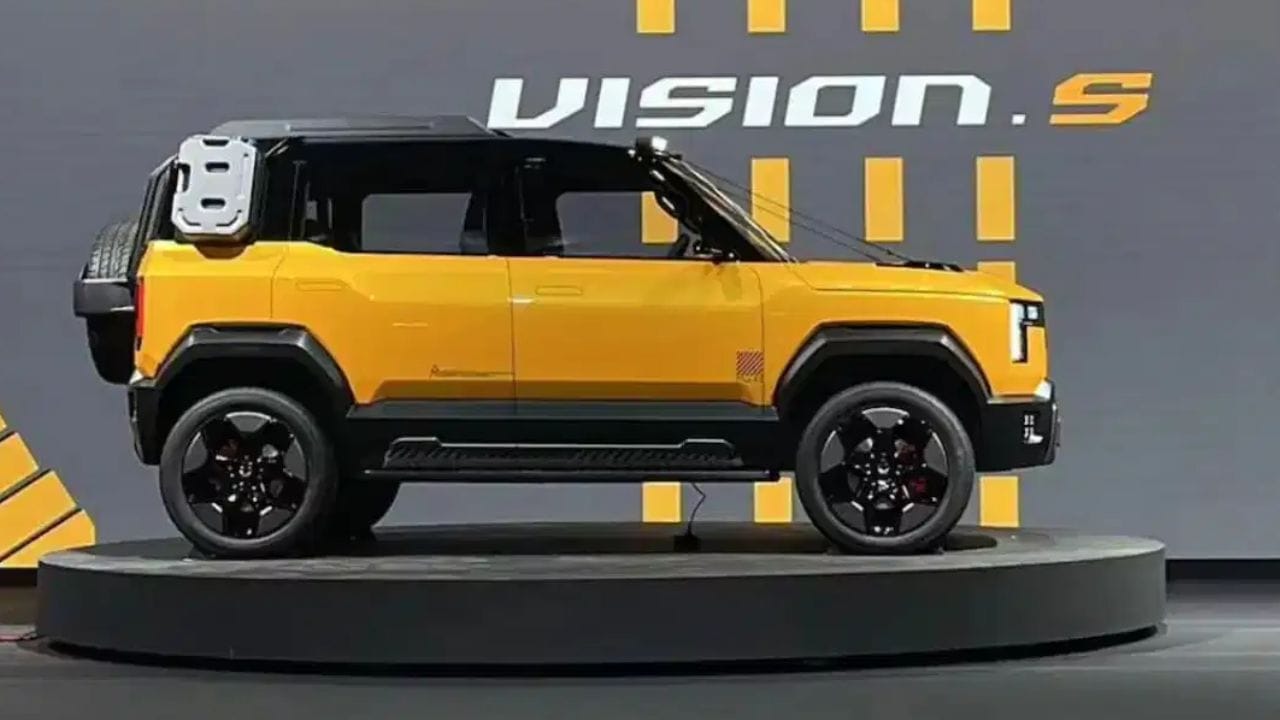 भारत में टेस्टिंग के दौरान फिर दिखी Mahindra Vision S SUV, 2027 में हो ...