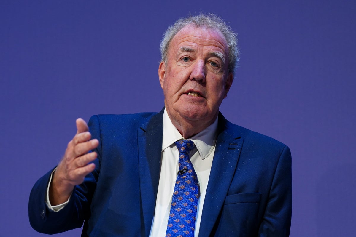 Jeremy Clarkson says 300 jobs at risk on Diddly Squat over council row