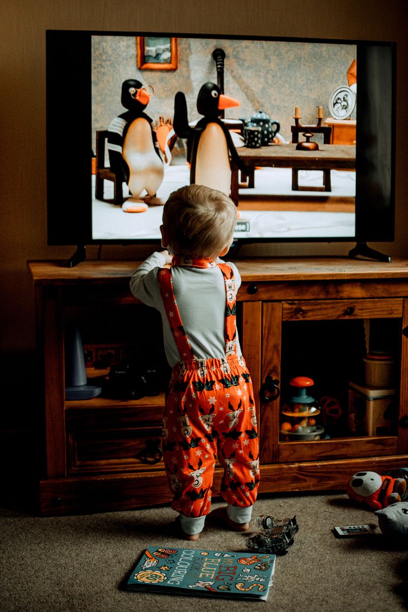 15 little things that made weekends feel special before the internet
