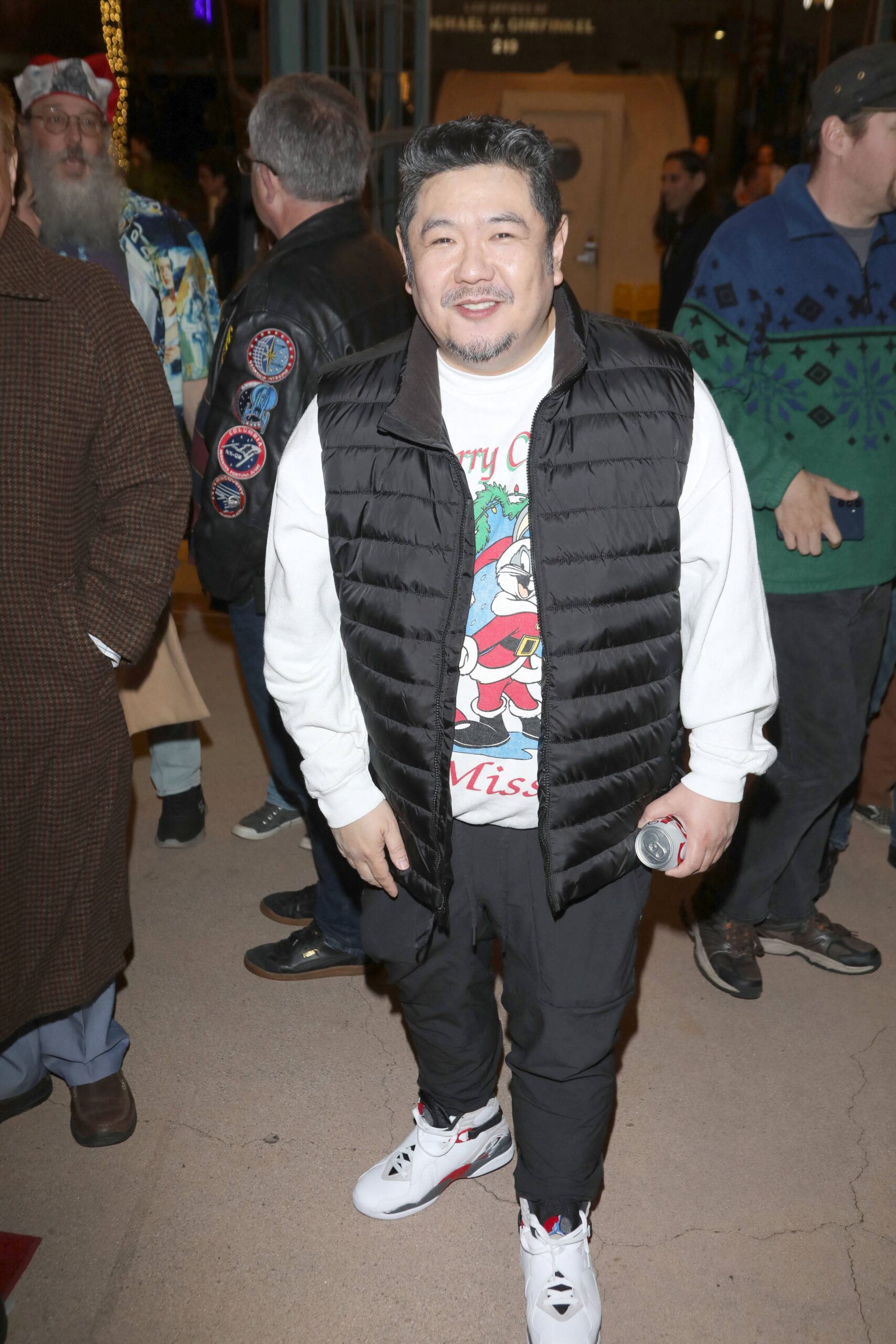 Bugs Bunny voice actor Eric Bauza’s cause of death confirmed after ...