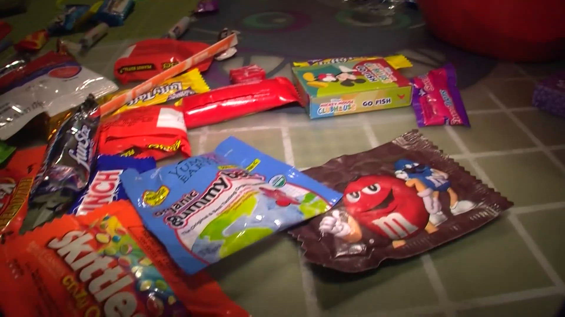 Halloween candy sales off to a slow start as the cost of living pinches ...