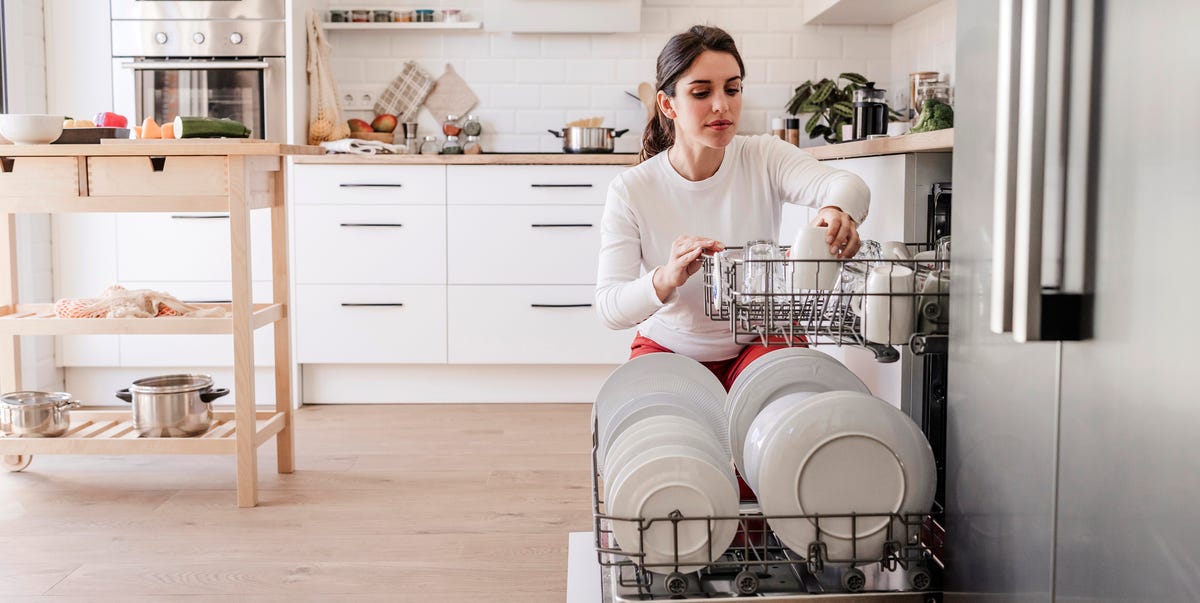 Dirty dishes can sit in the dishwasher for 24 hours – here's how to ...
