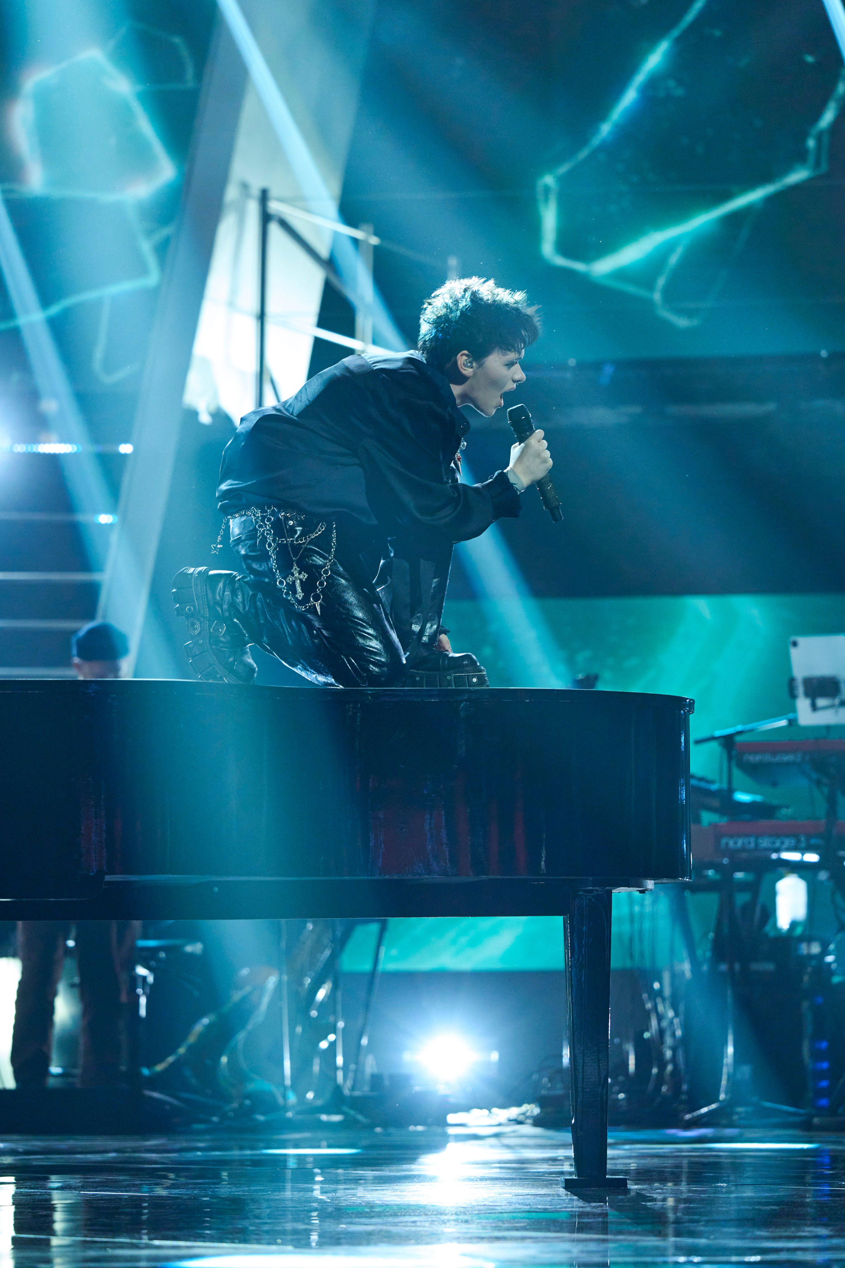 Derbyshire teenager Frank Raven swoops into the final of telly's The ...
