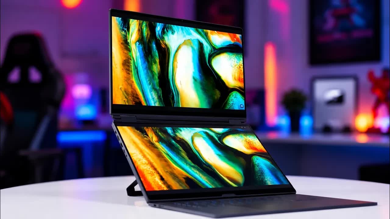 Throwback: ASUS Zenbook Duo vs ROG Zephyrus Duo dual-screen design