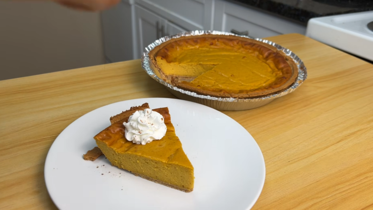 Pumpkin pie for a weight-conscious diet