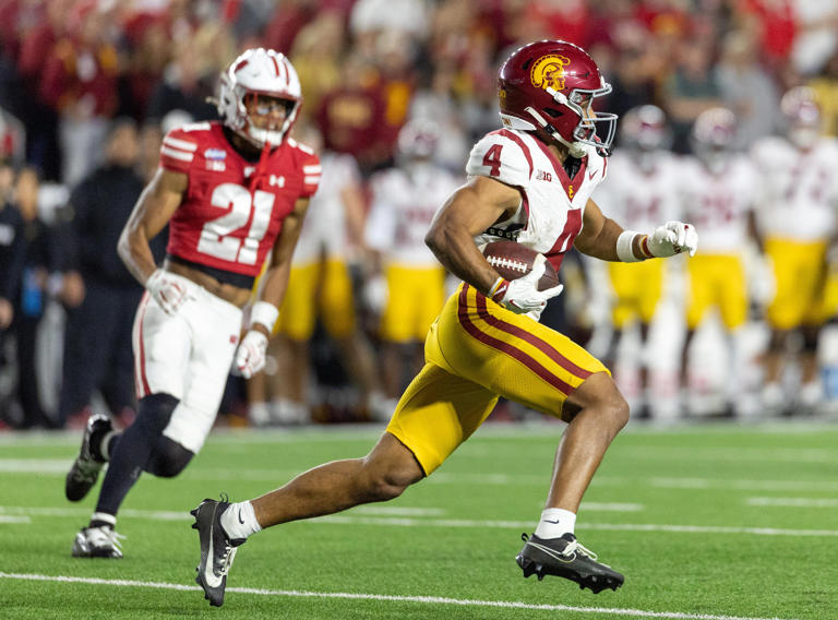USC football freshmen tracker: How recruiting class fared vs Wisconsin
