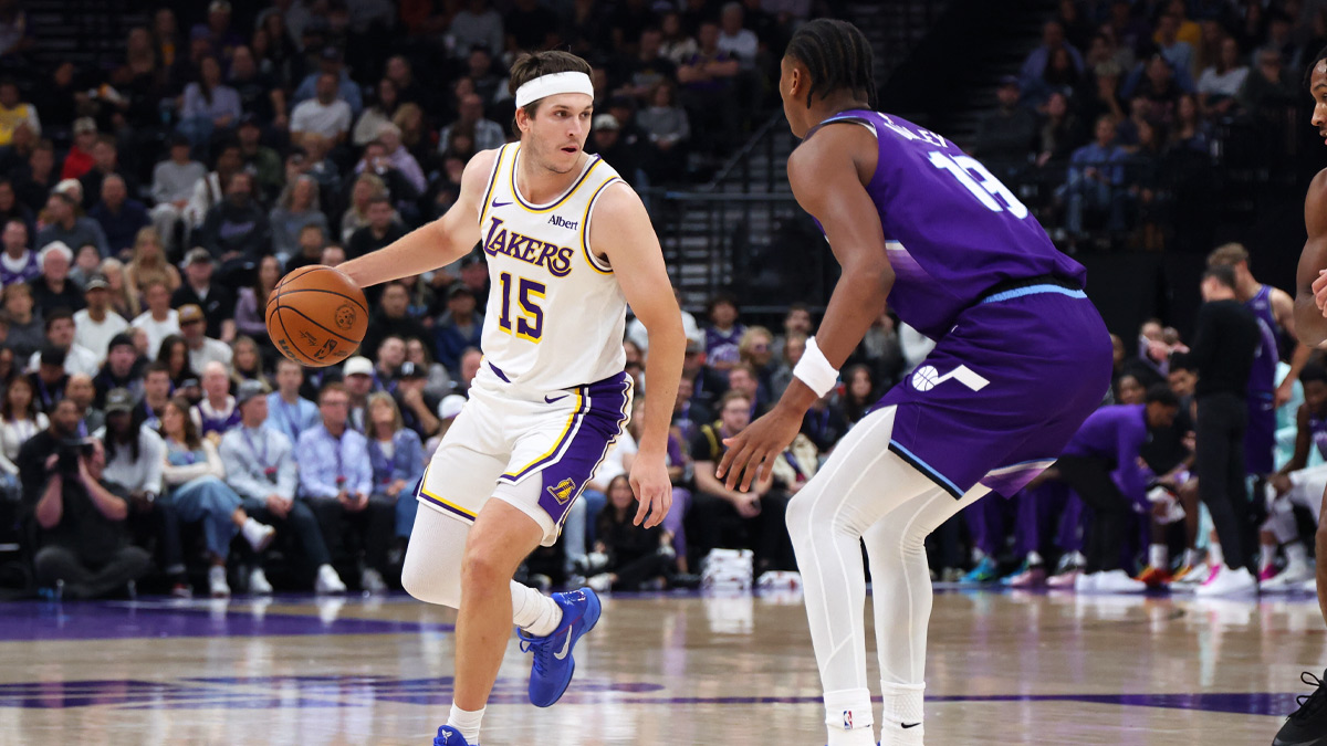 Luka Doncic steals show with 52 points vs. Jazz, but Austin Reaves ...
