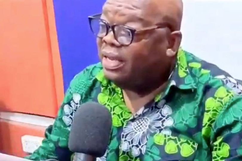 Actor suddenly dies after collapsing during heated live radio interview