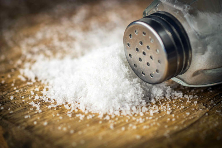What happens to your liver when you eat a lot of salt