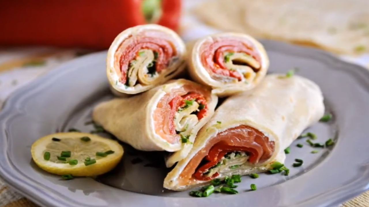 Smoked salmon and goat cheese wraps