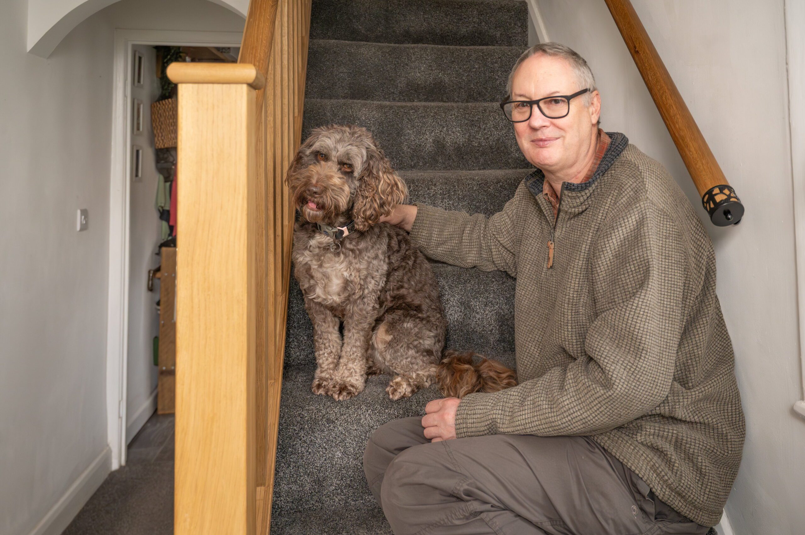 Hero hearing dog saves man’s life after alerting deaf owner to fall ...