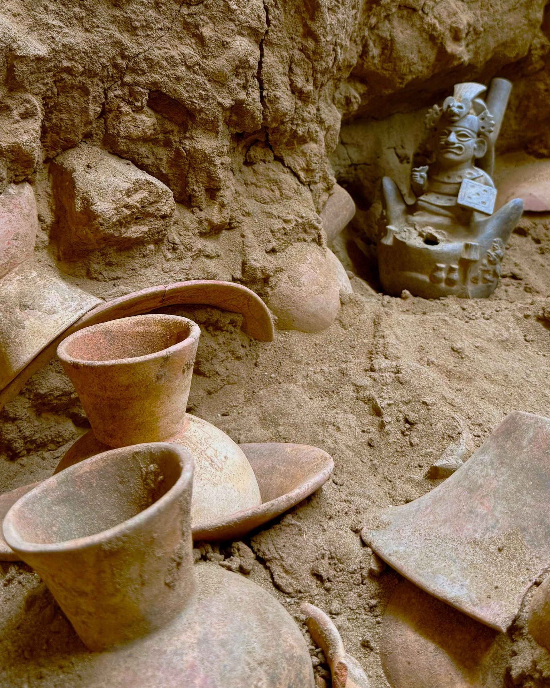 1,500-year-old pre-Inca burial contains a high-status toddler — but the ...