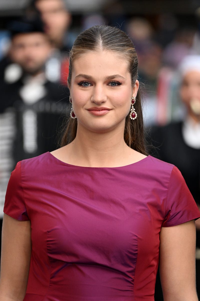 Spain’s Princess Leonor wears her grandmother Queen Sofía’s ruby ...