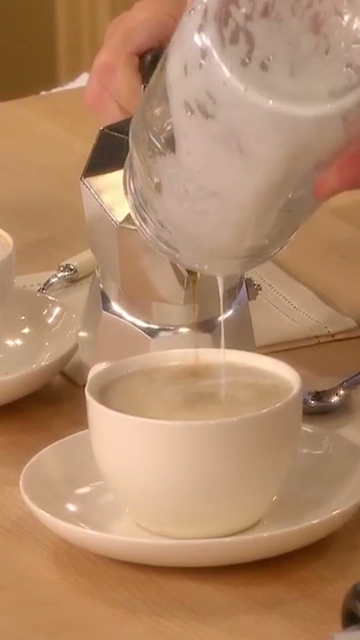 Martha Stewart’s low-fat latte recipe