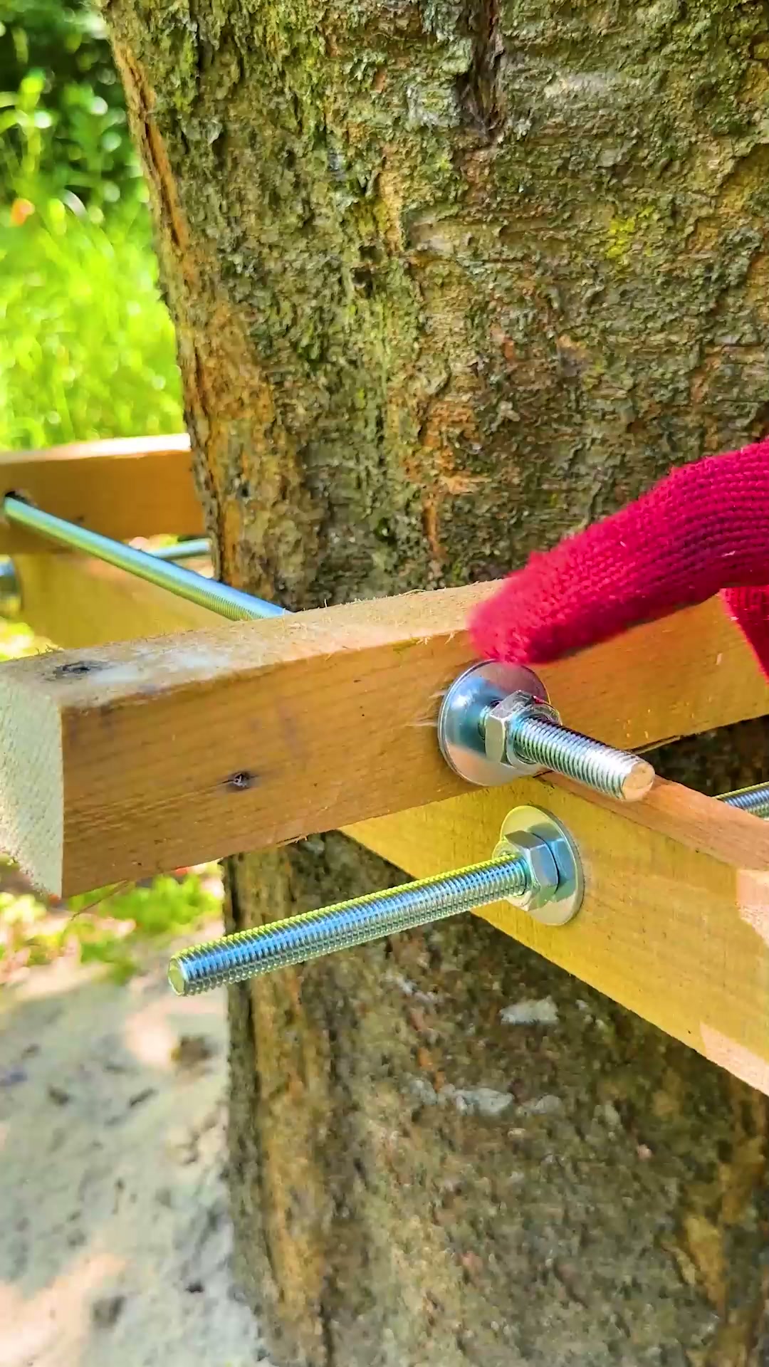 Simple woodworking nature bench
