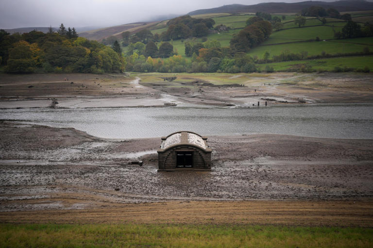 Lost villages uncovered from reservoir thanks to low water levels