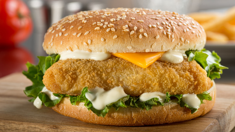 12 sit-down chain restaurants serving up high-quality fish sandwiches