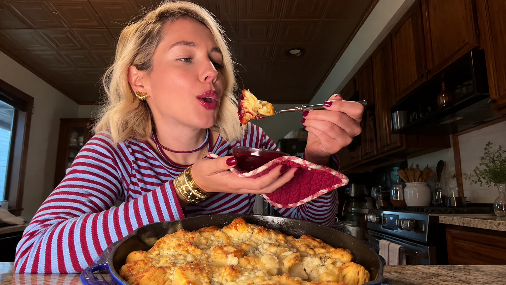 Blue cheese biscuit bites