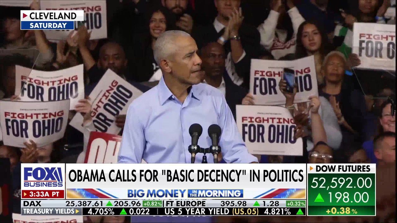 Barack Obama calls for basic decency in politics at Ohio rally