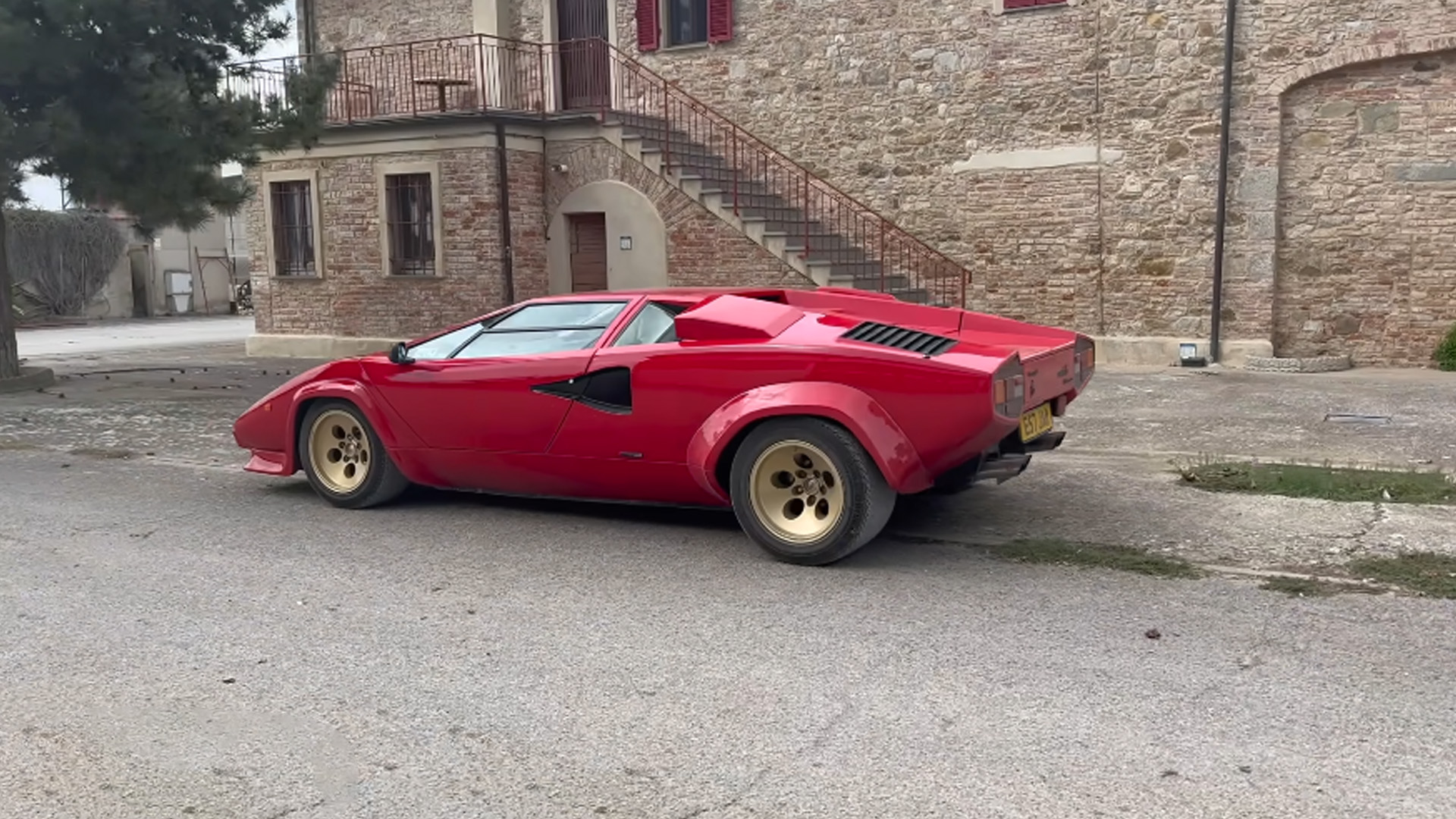 Does the Lamborghini Countach still impress after 4000 kilometers?