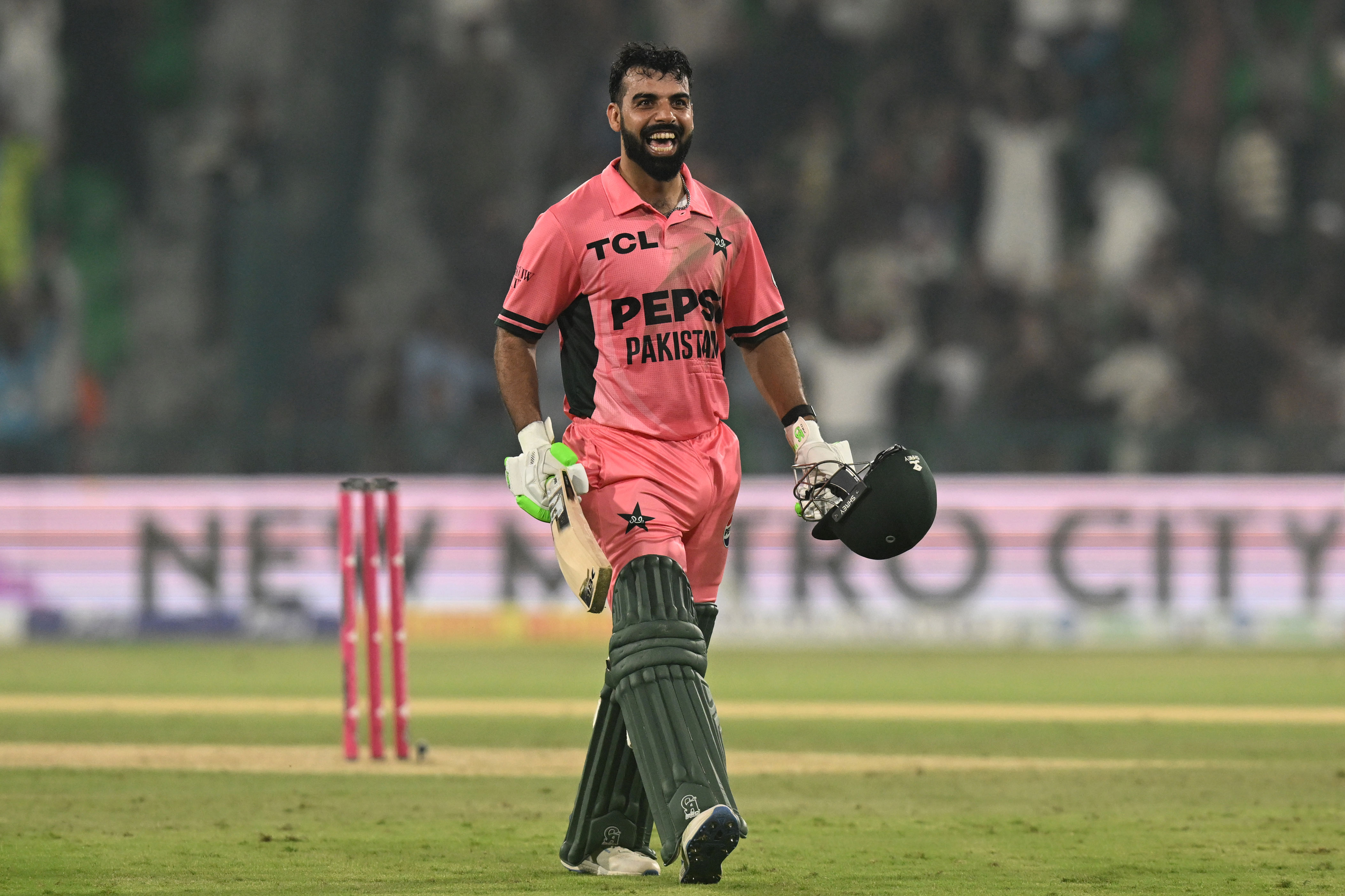 Shadab Khan’s record-breaking innings gives Pakistan ODI win over England