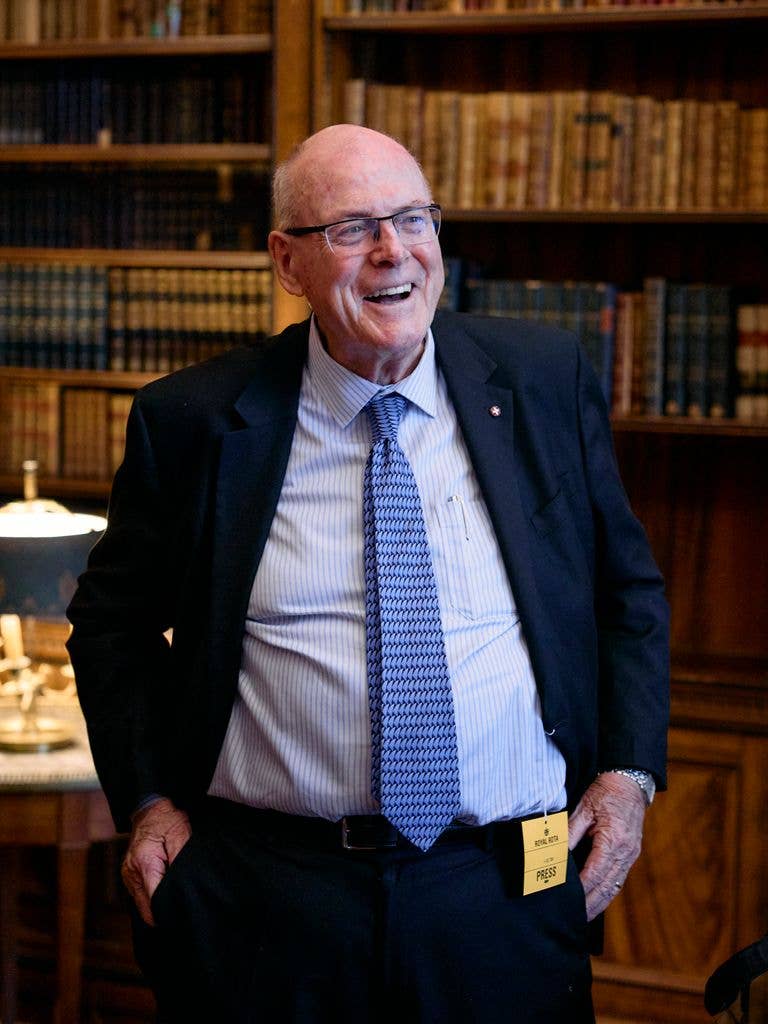 Royal photographer recalls brutal comment made to young Prince Harry by ...