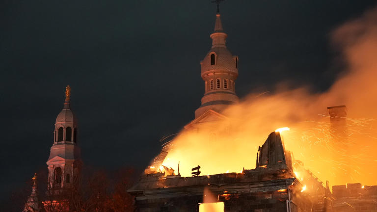 Incendie à Trois-Pistoles : le couvent en cours de démolition