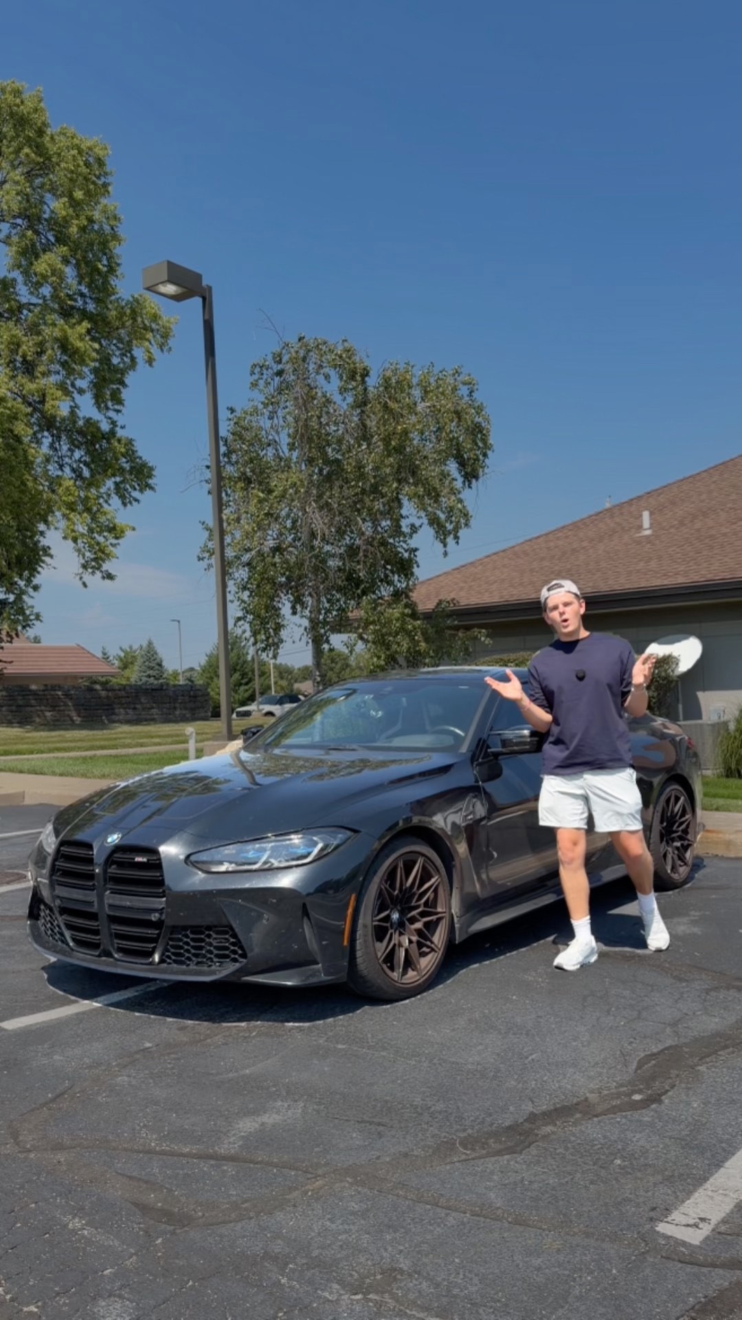 Is the manual BMW M4 G82 the better choice?