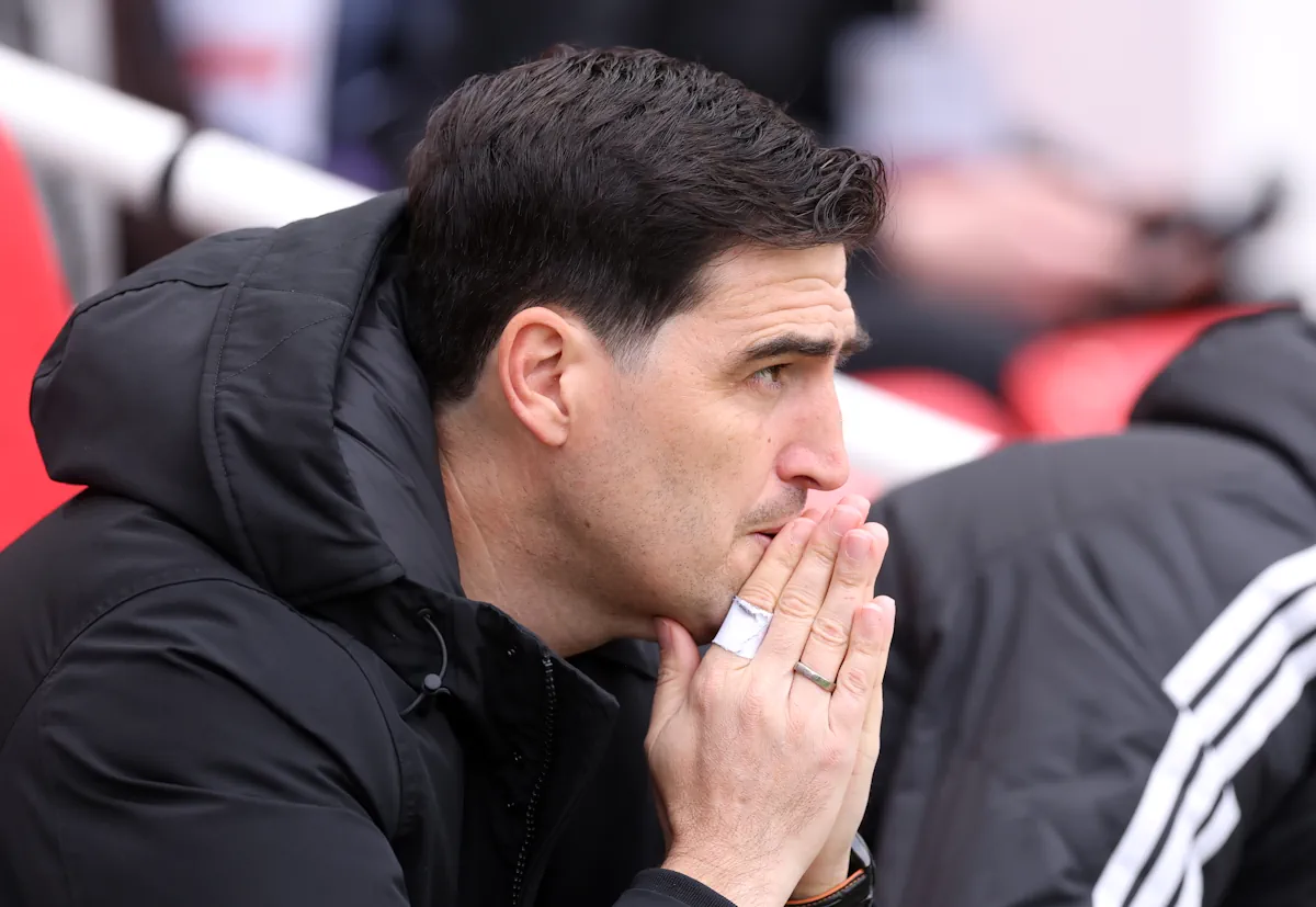 Commentator Steve Hunter dubs Liverpool man 'The Big Unit' as major ...