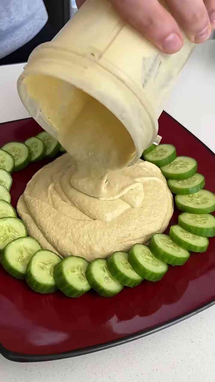 Homemade hummus recipe that tastes better than store bought