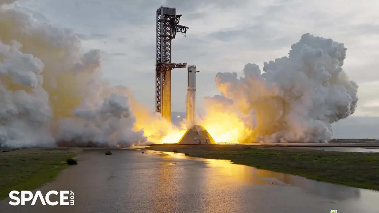 SpaceX fires up Super Heavy booster ahead of Starship flight 15 catch ...